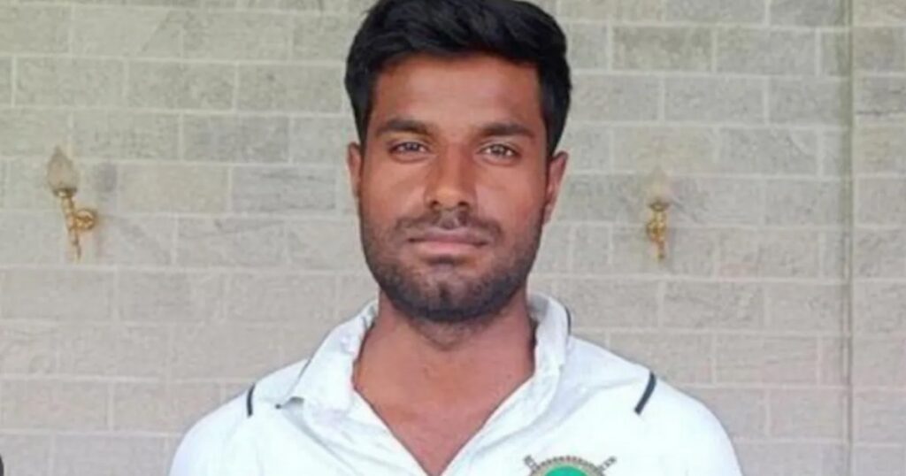 আকাশের অবিশ্বাস্য ব্যাটিং, ১১ বলে অর্ধশত, টানা আট বলে ছক্কা