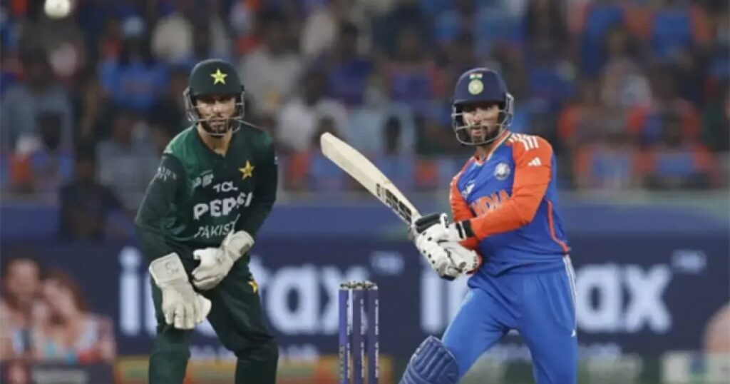 পাকিস্তানকে হারিয়ে এশিয়া কাপে অপরাজিত চ্যাম্পিয়ন ভারত