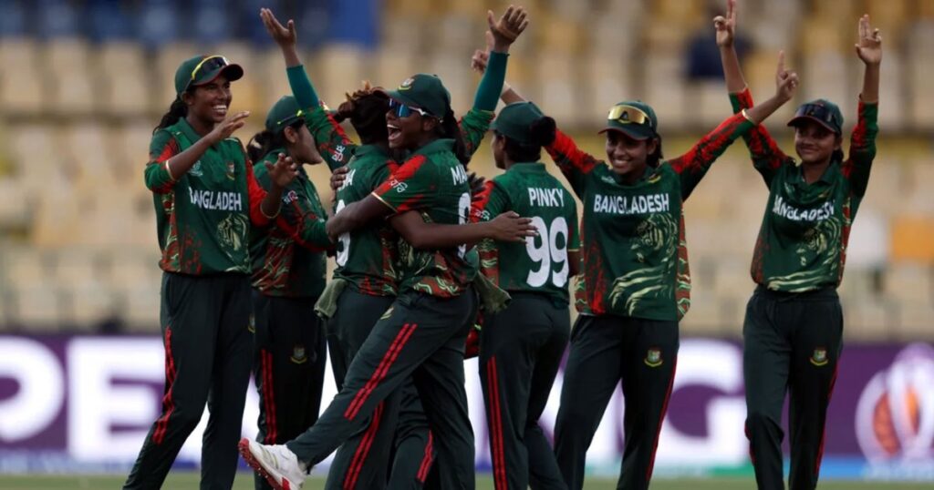 পাকিস্তানকে হারিয়ে বিশ্বকাপ শুরু বাংলাদেশের