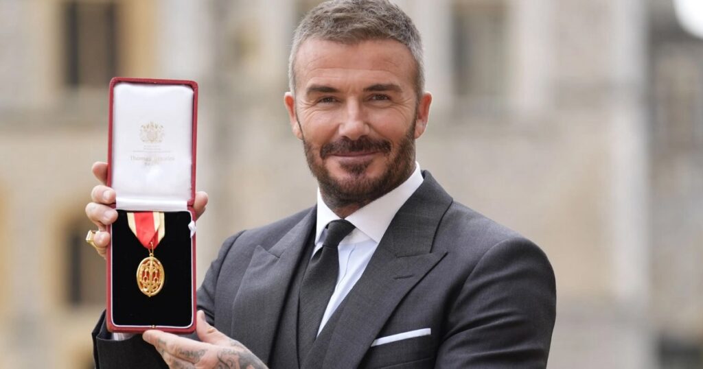 ফুটবলের ‘মহারাজা’ এখন ব্রিটেনের ‘নাইট’ ফুটবলের ‘মহারাজা’ এখন ব্রিটেনের ‘নাইট’