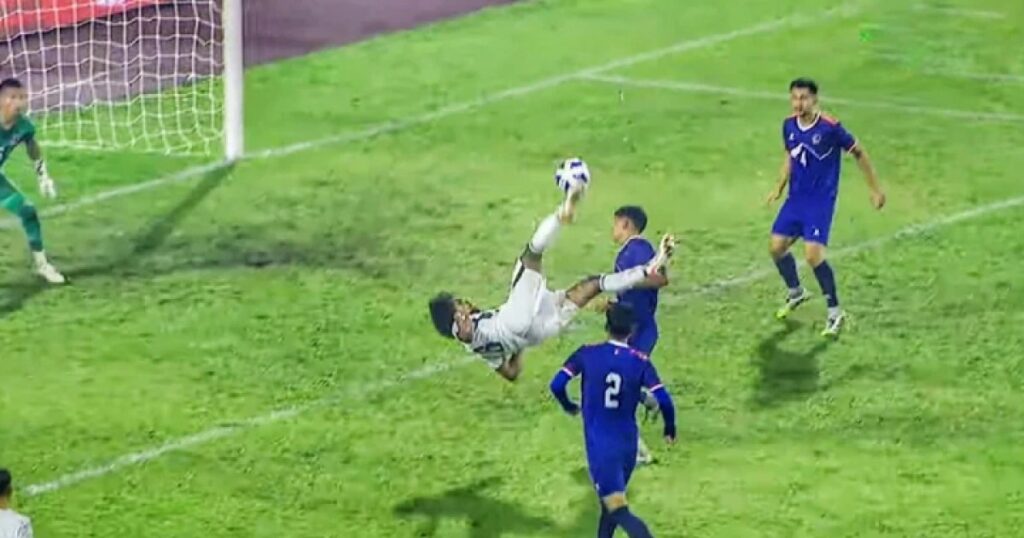 হামজার জোড়া গোলেও জয় হাতছাড়া বাংলাদেশের হামজার জোড়া গোলেও জয় হাতছাড়া বাংলাদেশের